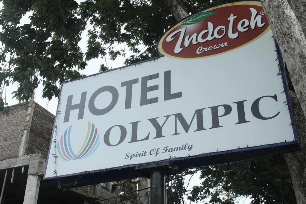 Hotel Olympic Semarang By Sajiwa エクステリア 写真